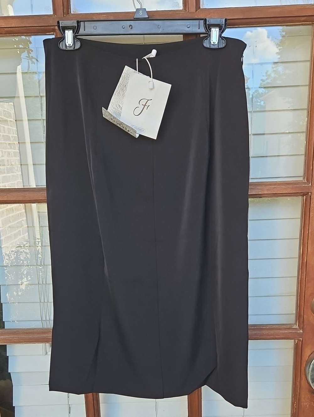 Fehaute Classic Black Silky Midi Pencil Skirt with Slit Size 6 - Picture 2 of 4
